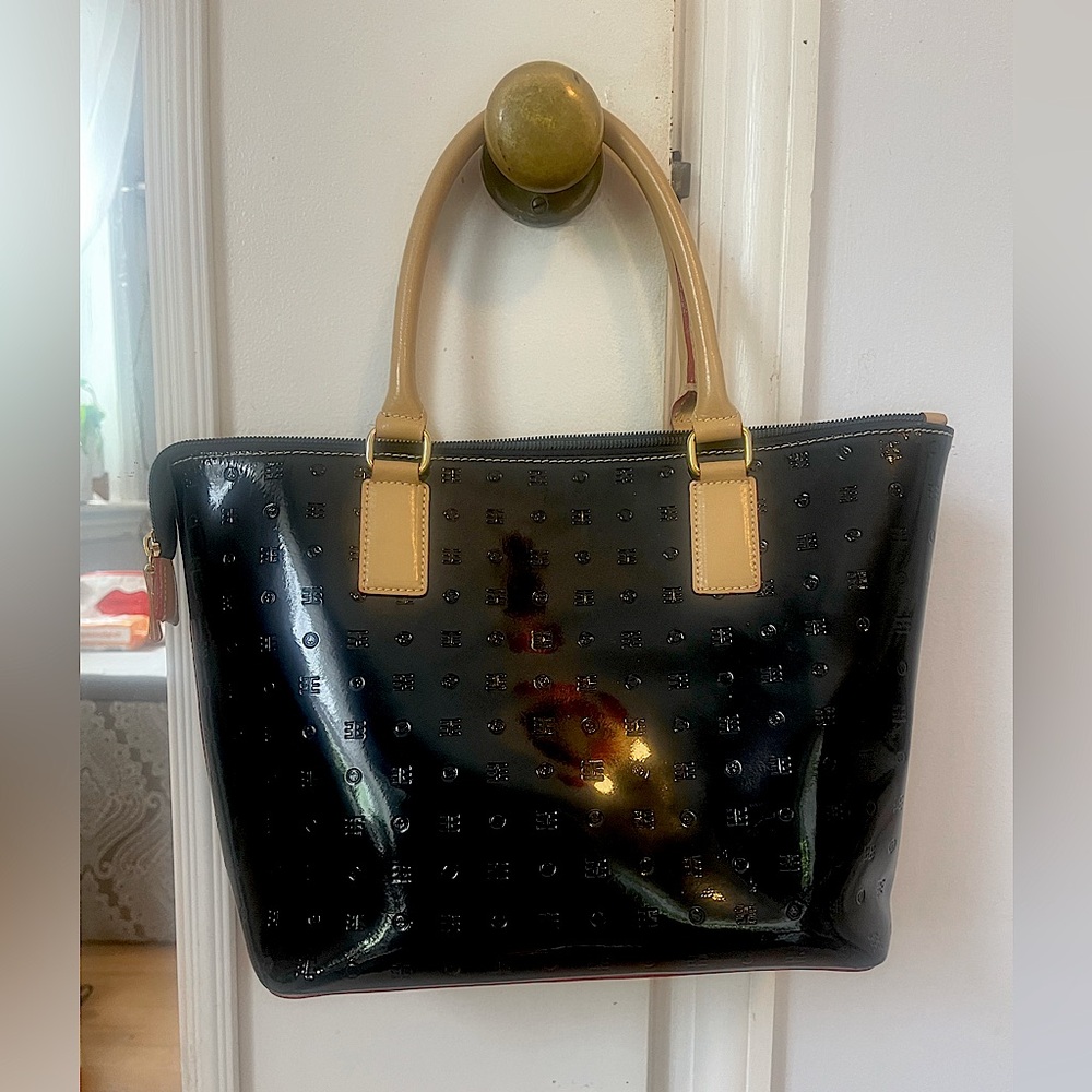 Barely used great condition Arcadia bag !!!!SEE PICS FOR MEASUREMENTS!!!!!